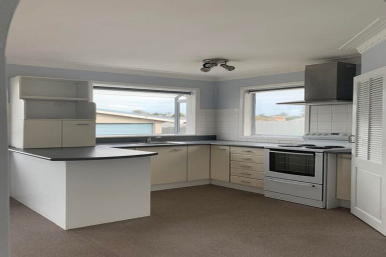 Photo of property in 49 Beaumonts Way, Manurewa, Auckland, 2102