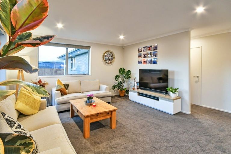 Photo of property in 12 Loader Place, Pokeno, 2402