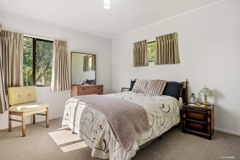 Photo of property in 15 Kingfisher Way, Te Kowhai, Hamilton, 3288