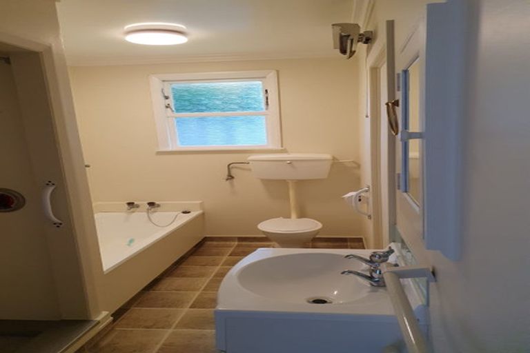 Photo of property in 252a Victoria Avenue, Hokowhitu, Palmerston North, 4410