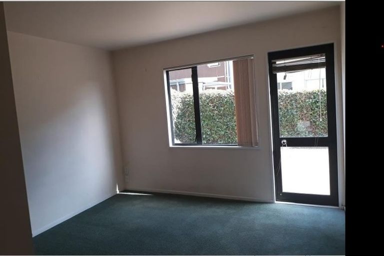 Photo of property in 10 Burdale Street, Riccarton, Christchurch, 8011