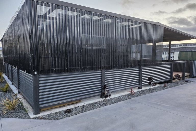 Photo of property in 12 Hokio Beach Road, Levin, 5510