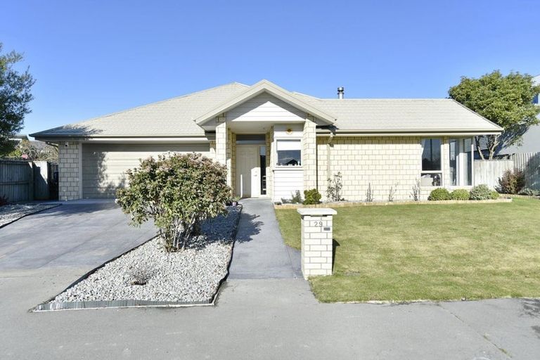 Photo of property in 29 Linkwater Way, Parklands, Christchurch, 8083