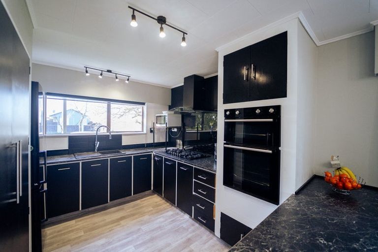 Photo of property in 243 Flaxmere Avenue, Flaxmere, Hastings, 4120