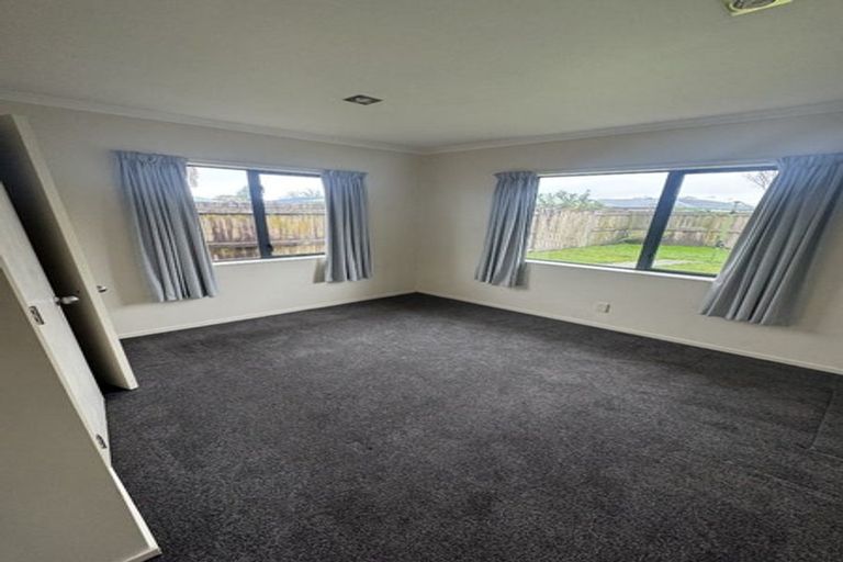 Photo of property in 28 Diomede Glade, Flagstaff, Hamilton, 3210