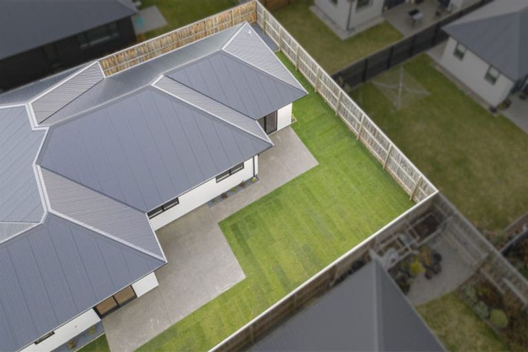 Photo of property in 5 Stackwood Avenue, Woodend, 7610