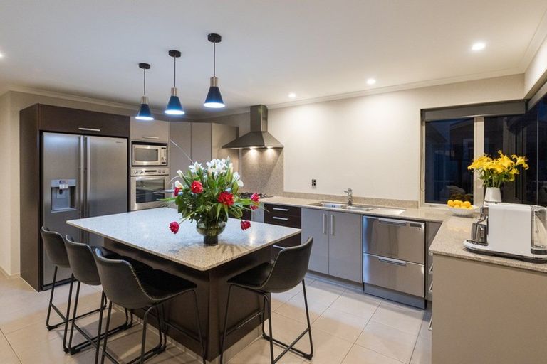 Photo of property in 1 Rodeo Drive, Kelvin Grove, Palmerston North, 4414