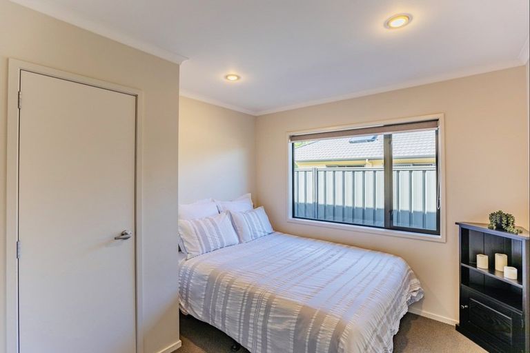Photo of property in 19 Mcnaughton Place, Onekawa, Napier, 4110