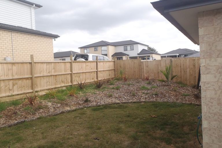 Photo of property in 109 Tapu Road, Huapai, Kumeu, 0810