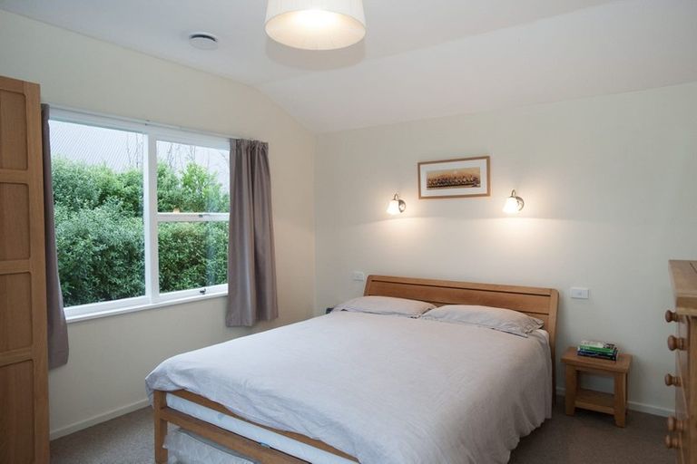 Photo of property in 4 Te Papau Crescent, Diamond Harbour, 8972