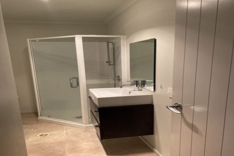 Photo of property in 4d Gadsby Place, Hamilton East, Hamilton, 3216