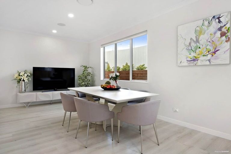 Photo of property in 3 Bight Road, Long Bay, Auckland, 0630
