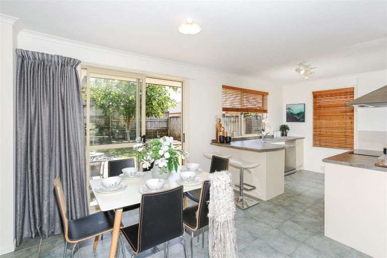 Photo of property in 34 Valley Road, Pukekohe, 2120