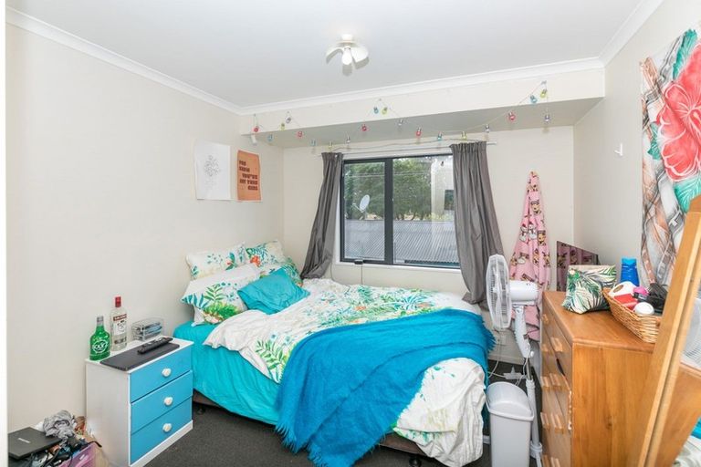 Photo of property in 2/179 Knighton Road, Hillcrest, Hamilton, 3216