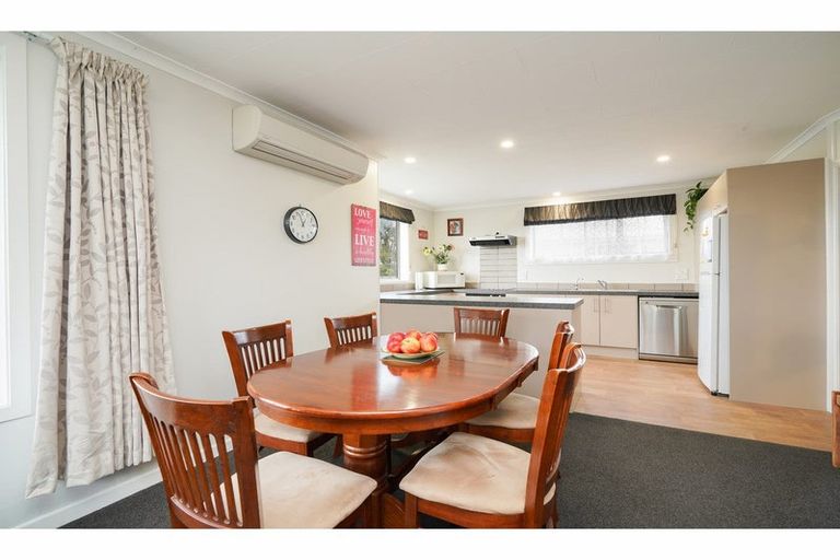 Photo of property in 49 Orwell Crescent, Newfield, Invercargill, 9812