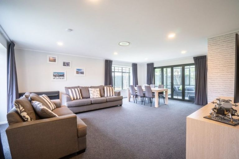 Photo of property in 15 Madison Avenue, Milson, Palmerston North, 4414