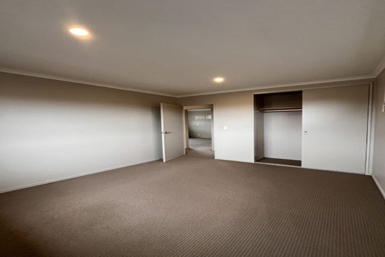 Photo of property in 8 Terrasini Drive, Flat Bush, Auckland, 2019