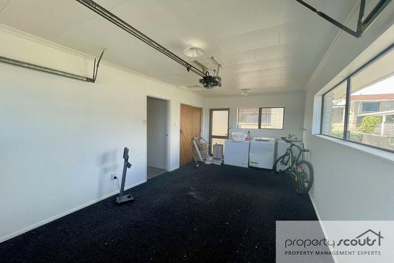 Photo of property in 19 Tukapa Street, Westown, New Plymouth, 4310