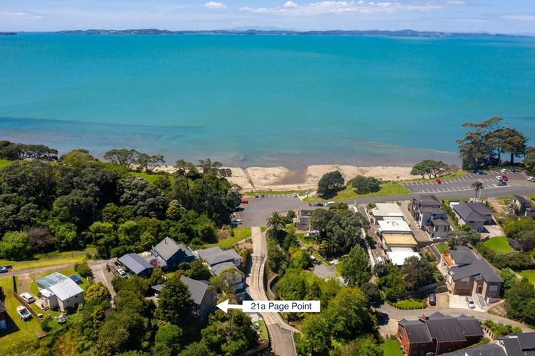Photo of property in 21a Page Point, Mellons Bay, Auckland, 2014