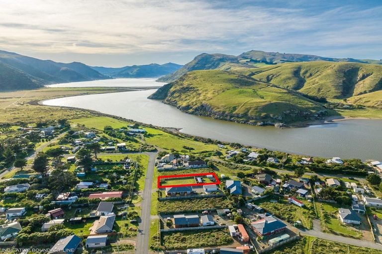 Photo of property in 14 Clifton Street, Little River, 7591