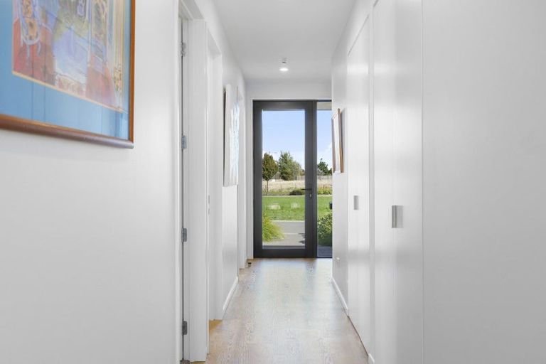 Photo of property in 6 Preferred Lane, Halswell, Christchurch, 8025