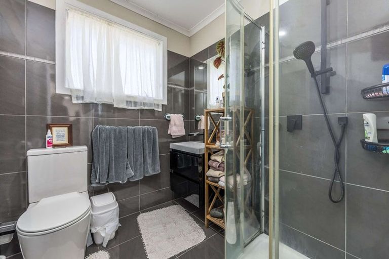 Photo of property in 27 Church Hill Road, Port Albert, Wellsford, 0973