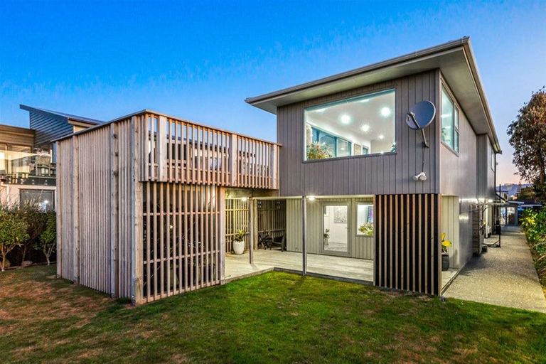 Photo of property in 249 Manly Street, Paraparaumu Beach, Paraparaumu, 5032