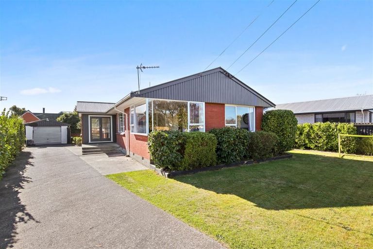 Photo of property in 6 Cardome Street, Bishopdale, Christchurch, 8053