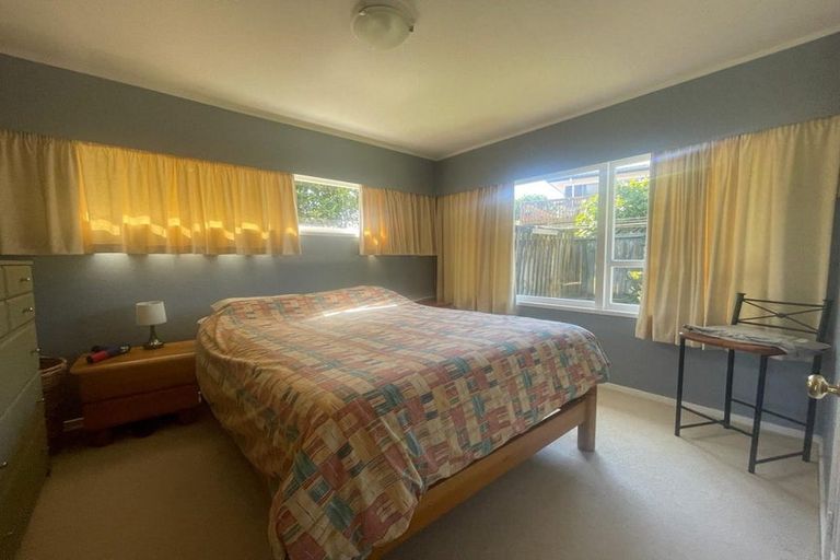 Photo of property in 7 Sanctuary Point, Sunnyhills, Auckland, 2010
