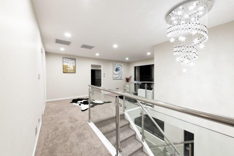 Photo of property in 67 Drumbuoy Drive, Flat Bush, Auckland, 2019