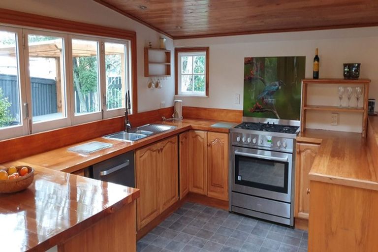 Photo of property in 100 Fox Street, Featherston, 5710