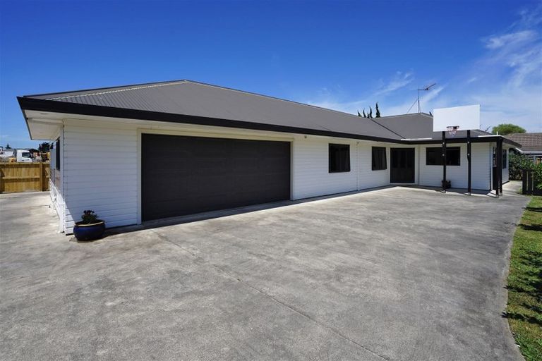 Photo of property in 25 Hastings Place, Hamilton Lake, Hamilton, 3204