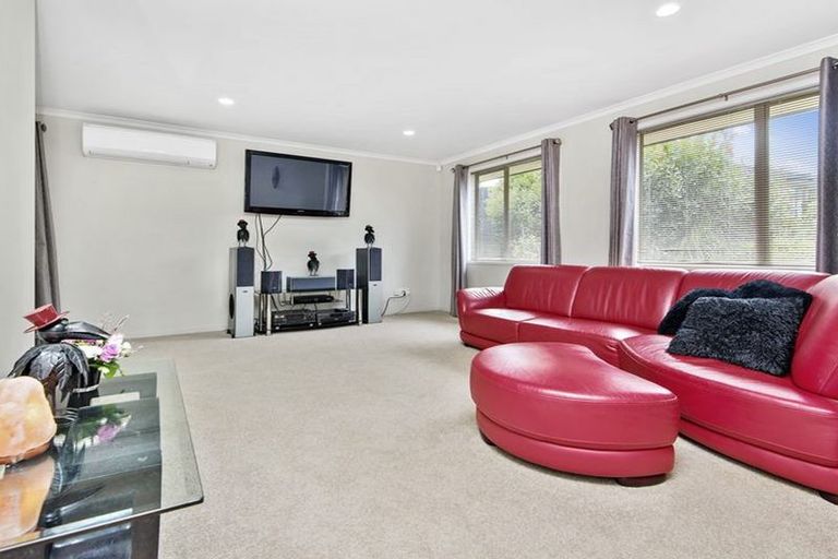 Photo of property in 47 Parkhaven Drive, Rosehill, Papakura, 2113