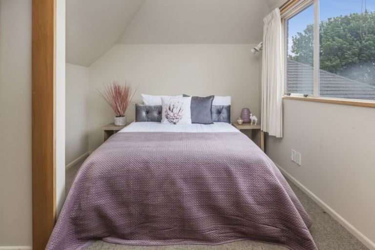 Photo of property in 2/28 Withells Road, Avonhead, Christchurch, 8042