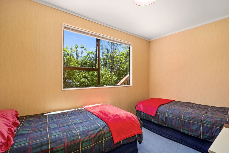 Photo of property in 12 Kenrigg Road East, Kinloch, Taupo, 3377