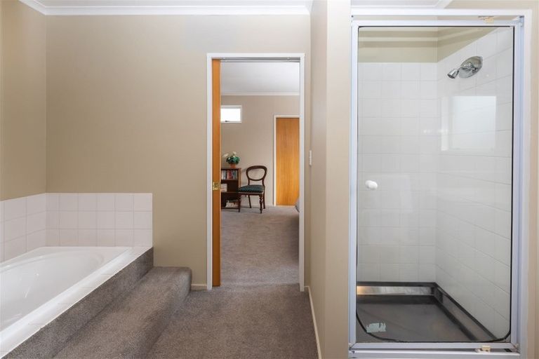 Photo of property in 1/53 Memorial Avenue, Ilam, Christchurch, 8053