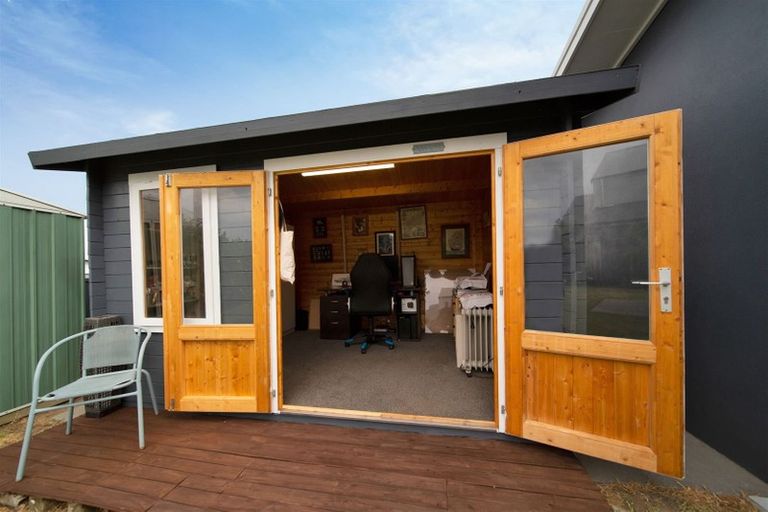 Photo of property in 2 Northpoint Way, Bell Block, New Plymouth, 4312