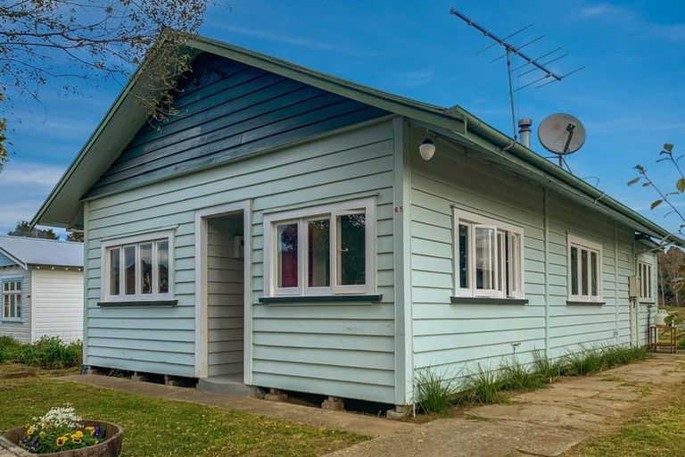 Photo of property in 65 Taupo Road, Taumarunui, 3920