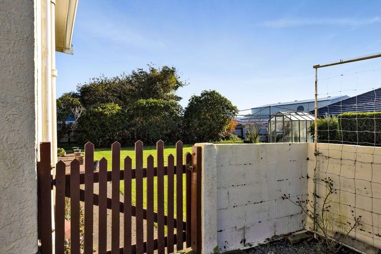 Photo of property in 18 Egmont Street, Hawera, 4610