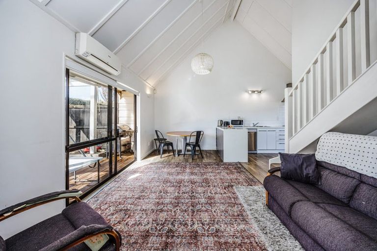 Photo of property in 12/58 Manuroa Road, Takanini, 2112