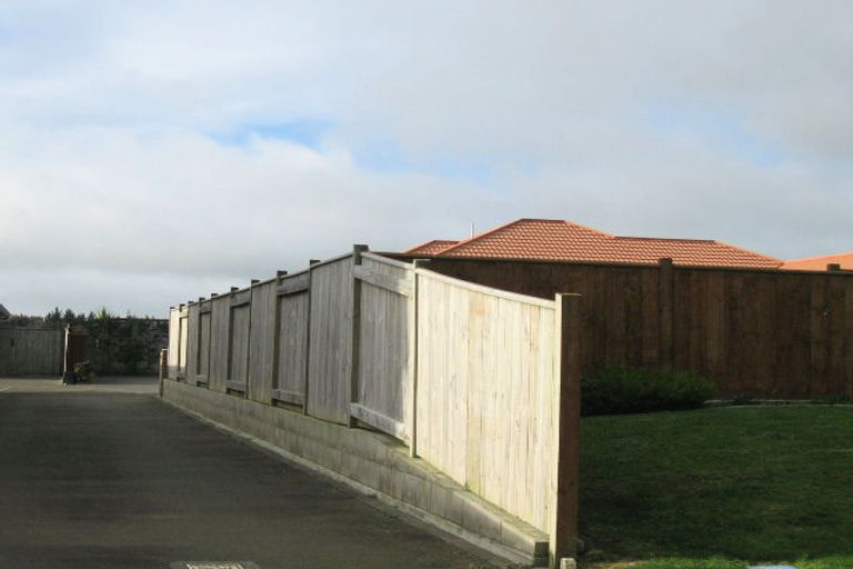 Photo of property in 191 Ruapehu Drive, Fitzherbert, Palmerston North, 4410