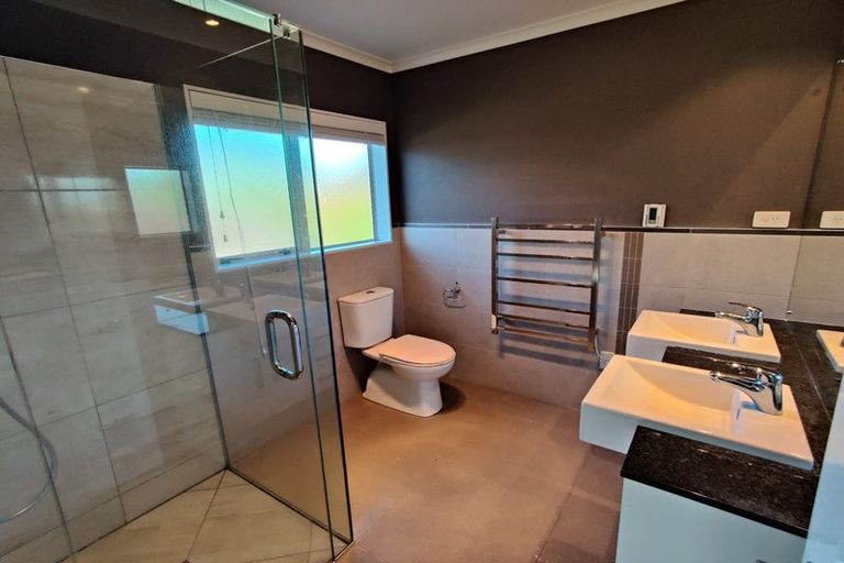 Photo of property in 52 Mission Heights Drive, Flat Bush, Auckland, 2016