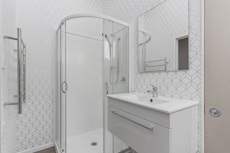 Photo of property in 302 Dickson Road, Papamoa Beach, Papamoa, 3118