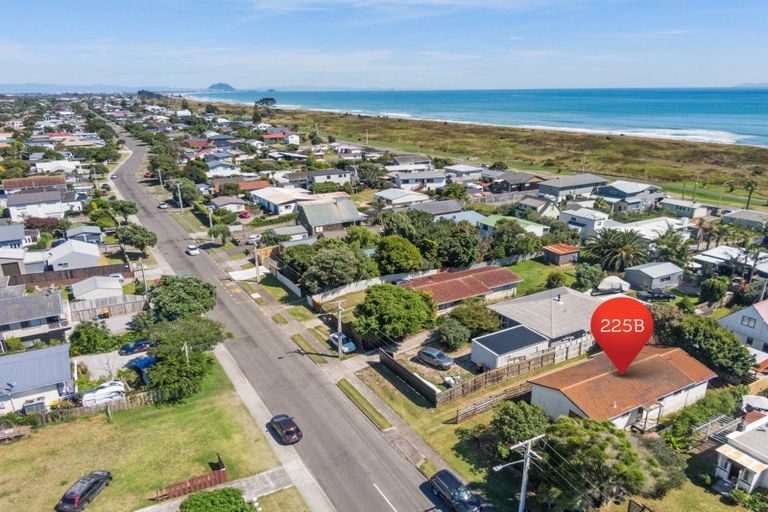 Photo of property in 225b Dickson Road, Papamoa Beach, Papamoa, 3118