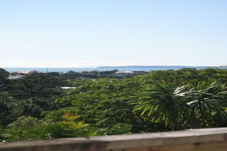Photo of property in 77 Sunrise Avenue, Murrays Bay, Auckland, 0630