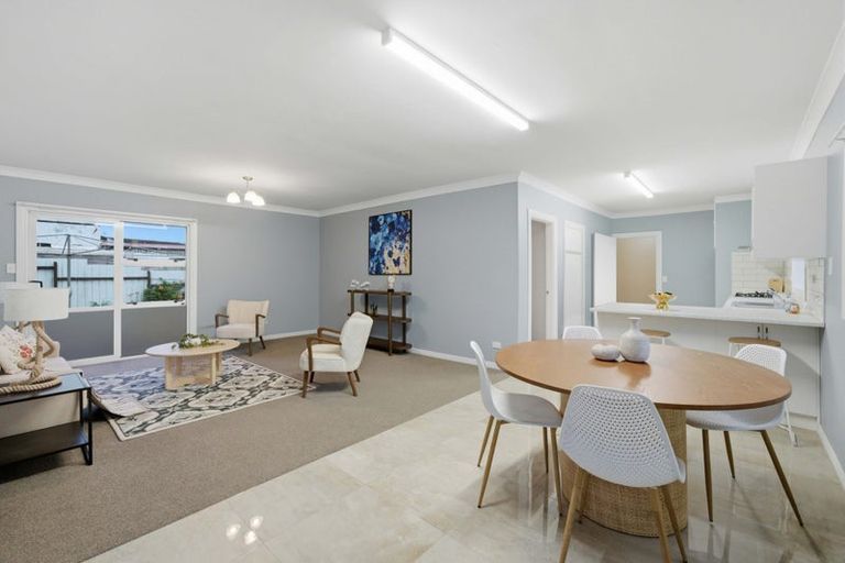 Photo of property in 11 Caserta Place, Clover Park, Auckland, 2023