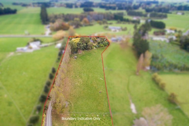 Photo of property in 77 Grove Road, Ashhurst, Palmerston North, 4470