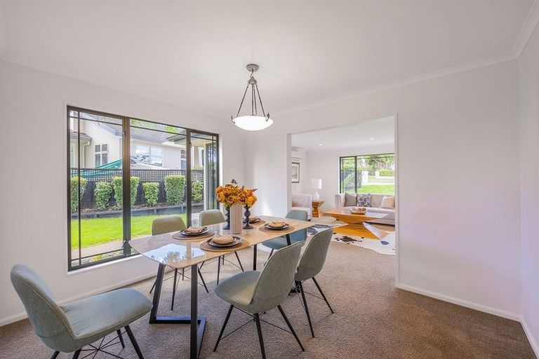 Photo of property in 10 Balbriggan Rise, Dannemora, Auckland, 2016