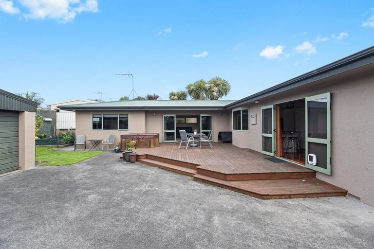 Photo of property in 112 Beerescourt Road, Beerescourt, Hamilton, 3200