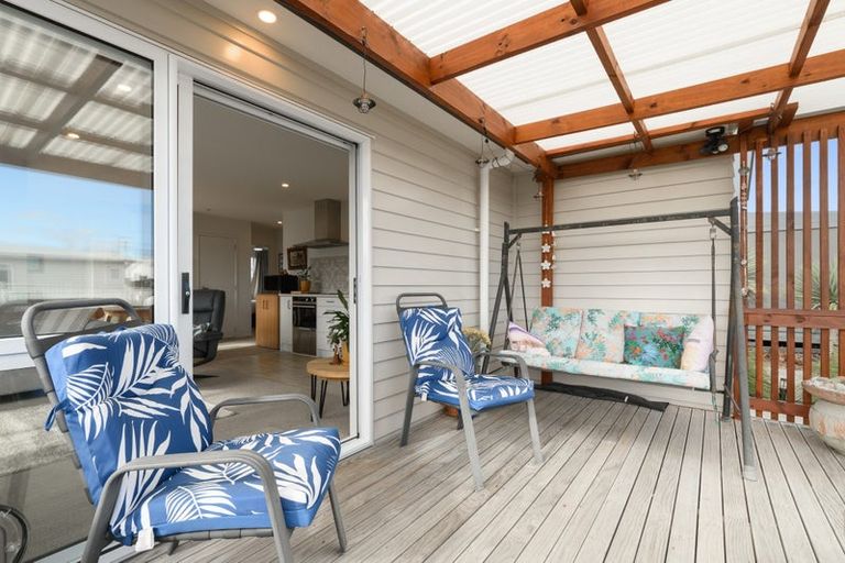 Photo of property in 11 Kamahi Crescent, Papamoa Beach, Papamoa, 3118